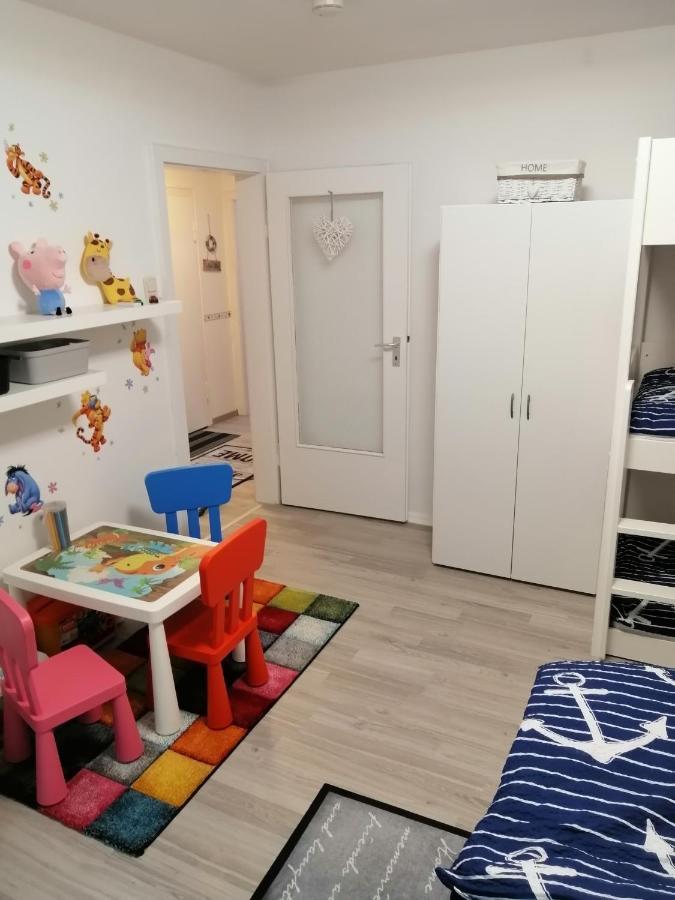 Familien Fewo Wohnung 1 Mit Kinder Spielecke Erdgeschoss An Der Muhle Am Wochenmarkt Bremerhaven Kültér fotó